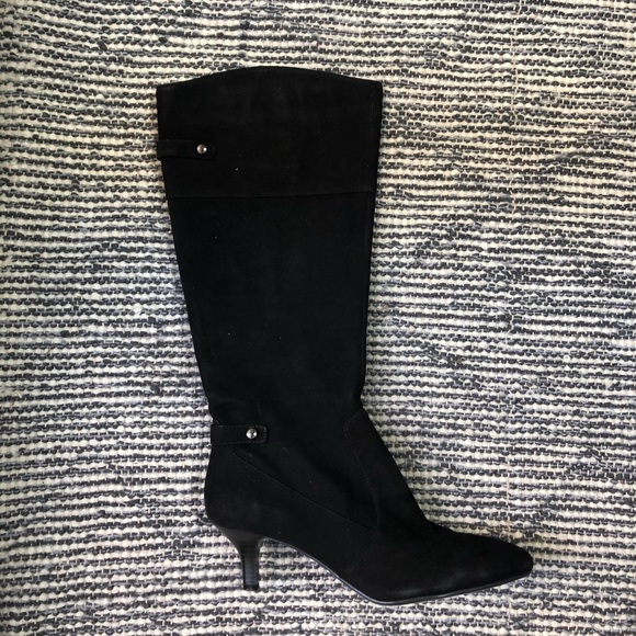 anne klein black suede boots